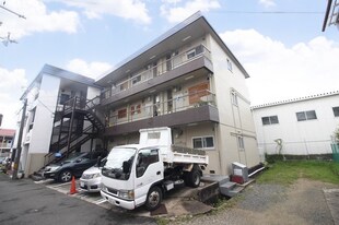 進洋マンションの物件外観写真